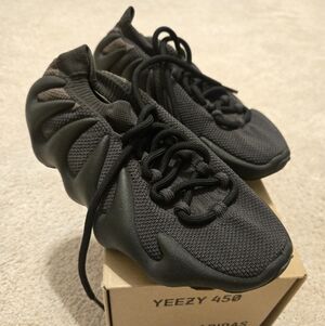 Yeezy Kids Sneakers in Black